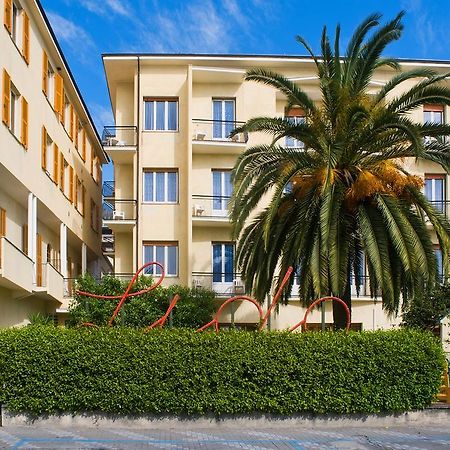 Hotel Lido Pietra Ligure Exterior foto